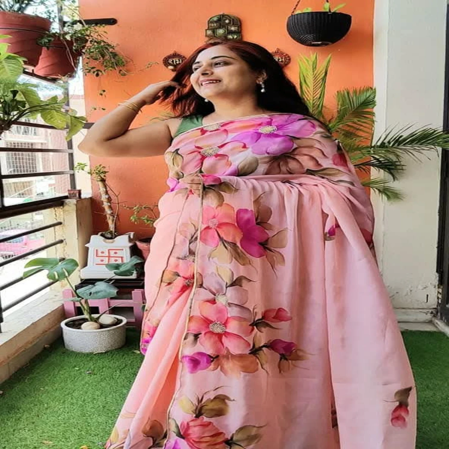 হ্যান্ড প্রিন্ট শাড়ি